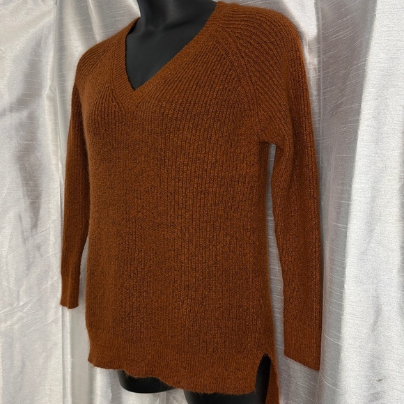 Natural Reflections V Neck Sweater Women’s M Burnt Orange Oversized Loose Fit - Picture 3 of 7